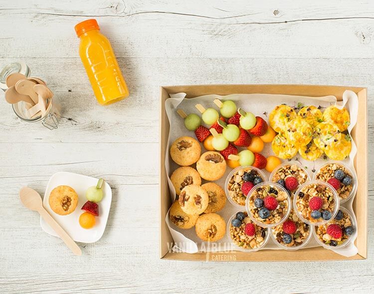 10 Food Ideas For Corporate Breakfast Meetings | Vanilla Blue